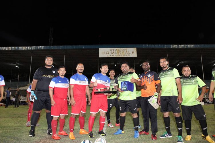 Tua Gila FC Kandaskan Tim Asal Penang