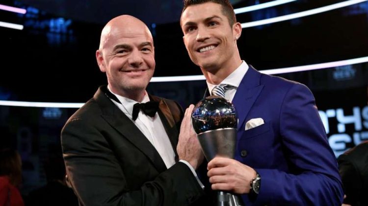 Martunis: Parabéns Cristiano, Masih yang Terbaik