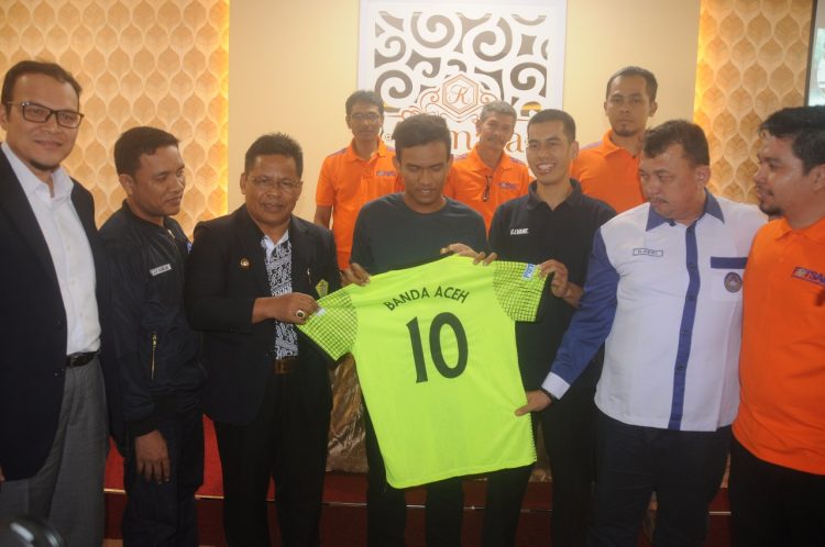 Lounching