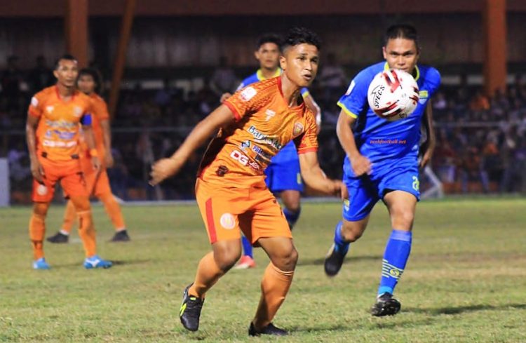 Defri RiskivsBandung