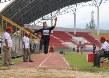 Lompat jauh pidie