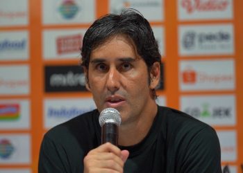 Miftahul Hamdi Dkk Hanya Berjarak Satu Poin Untuk Juara Liga 1