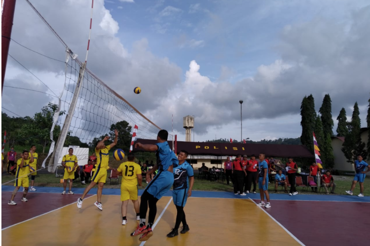 Peringati hut ke 74 brimob aceh gelar turnamen bola voli