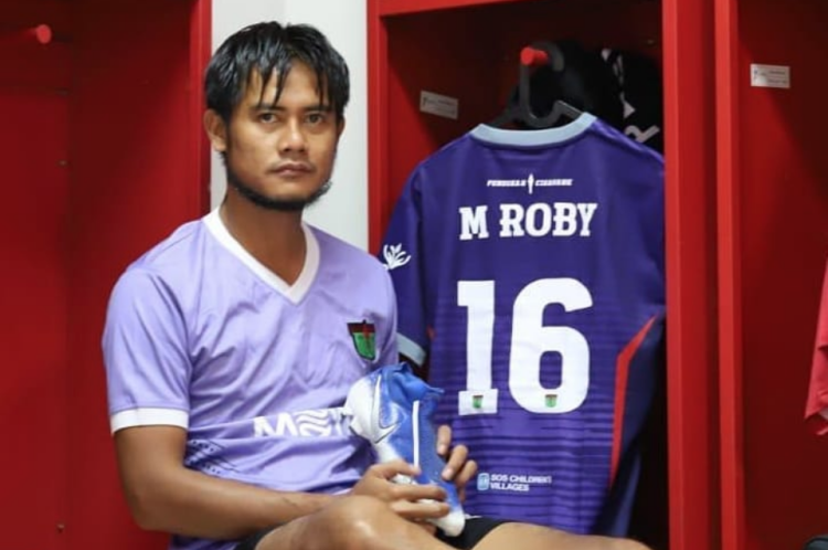 Rumor m roby sempat masuk radar persiraja tapi