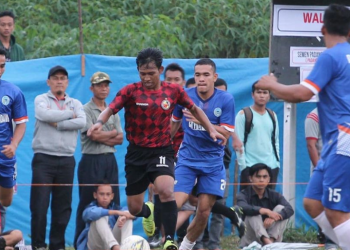 Brace vivi asrizal beri kemenangan semen padang