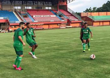 Madura United Vs Persiraja: Slamet Nur Cahyo & Miftahul Hamdi