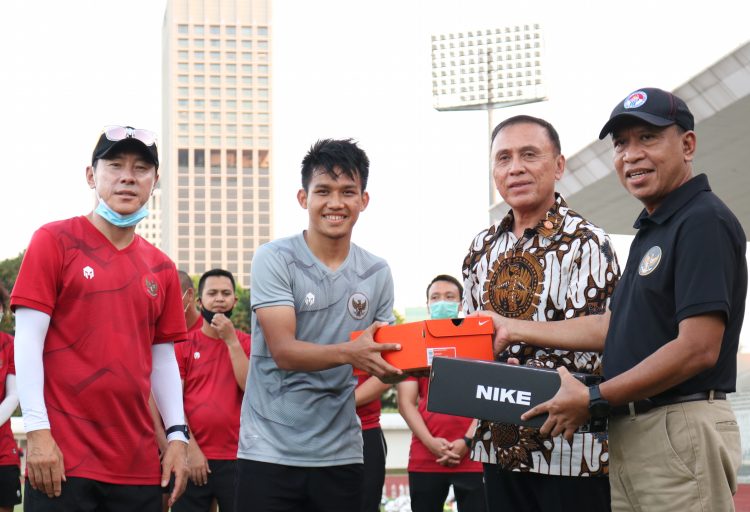 Timnas U-19, Akmal Marhali