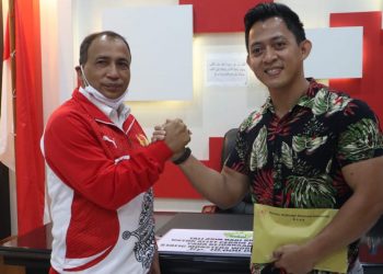 Juara Dunia, Muhammad Ichram Terima Bonus dari KONI Aceh
