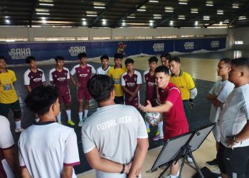Mantan Pemain Timnas Indonesia Semangati Tim Futsal Aceh