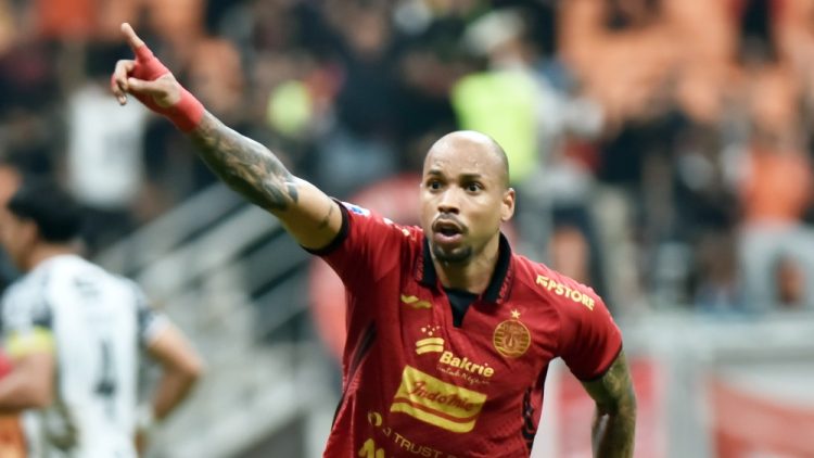 Gustavo Almeida Dekati Alex Martins di Perebutan Sepatu Emas Liga 1