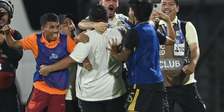 Persib Juara, Borneo Borong Peraih Award Super League