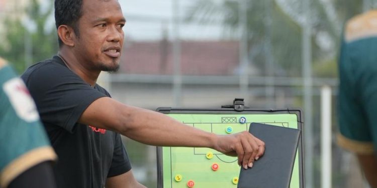 Pelatih Aceh Ini Bersiap Cetak Sejarah Bersama Tim Sulawesi
