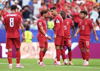 Ronaldo Bungkam Kritik, Cetak Sejarah di Piala Dunia Keenam