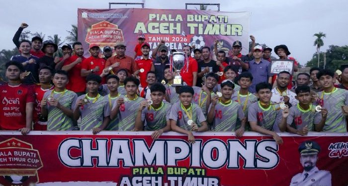 SMAN 1 Idi Rayeuk Rebut Piala Bupati Aceh Timur