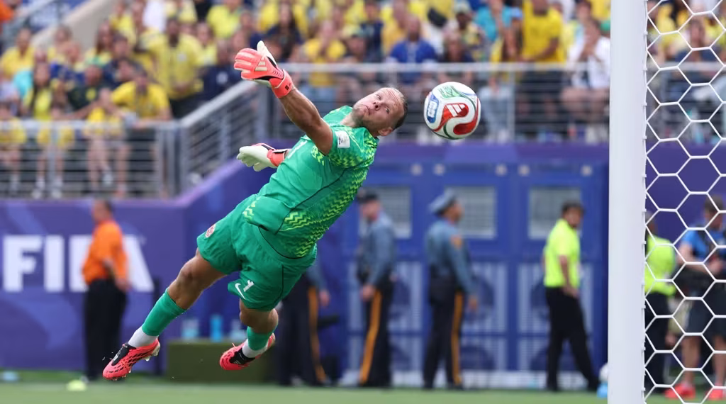 Brace Haaland Bawa Norwegia Singkirkan Brasil