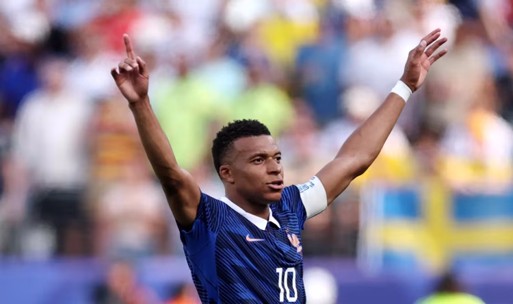 Mbappe Kalahkkan Messi di Babak Knockout Piala Dunia