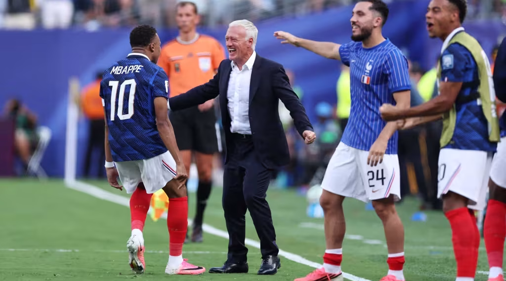 Rekor Mbappe, Prancis Tantang Paraguay di 16 Besar