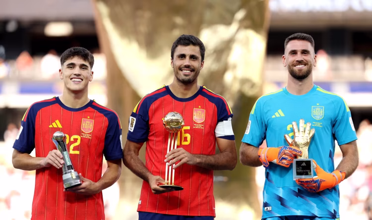 Rodri Raih Bola Emas, Mbappe Sabet Sepatu Emas