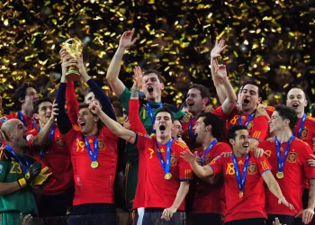 Juara Eropa yang Taklukkan Dunia, Kini Spanyol Bidik Sejarah Baru
