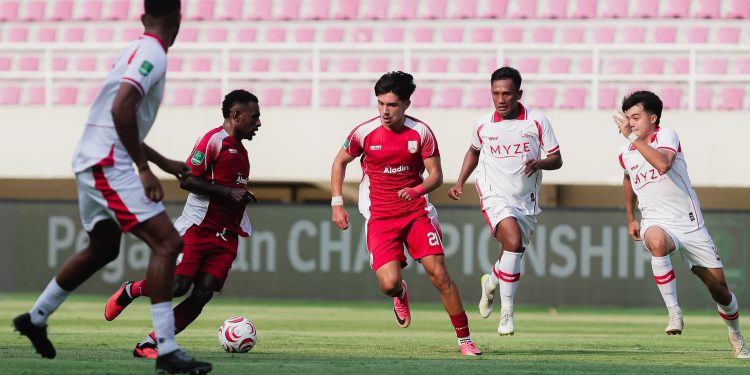 Persis Solo